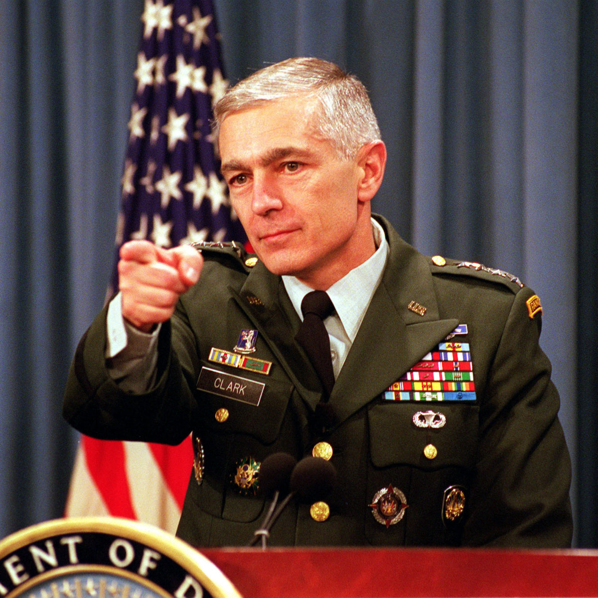 Wesley_Clark_Feb_8,_2000